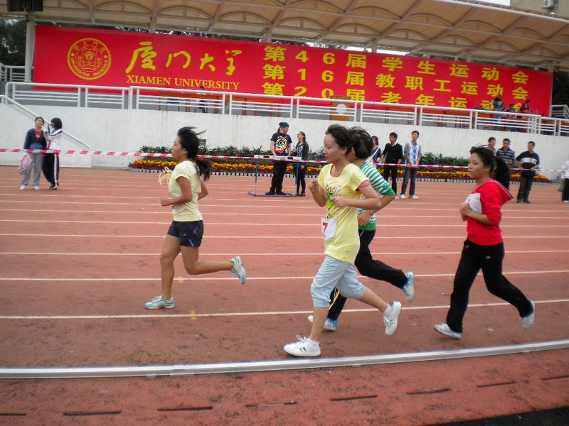 女子研5000米 2719 钱成芳 周五上午8.JPG